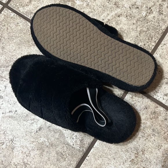 Hard sole black house shoes Size 8 - Picture 2 of 2